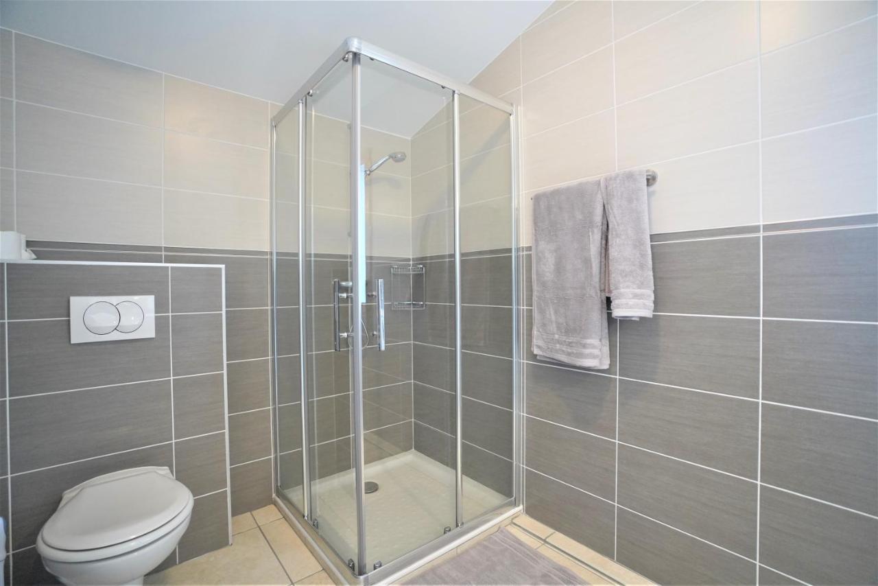 Studio Dernier Etage Avec Terrasse - Vue Montagne ครูเซยส์ ภายนอก รูปภาพ